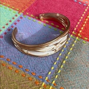 Elegant 925 Gold and White Women's Bracelet